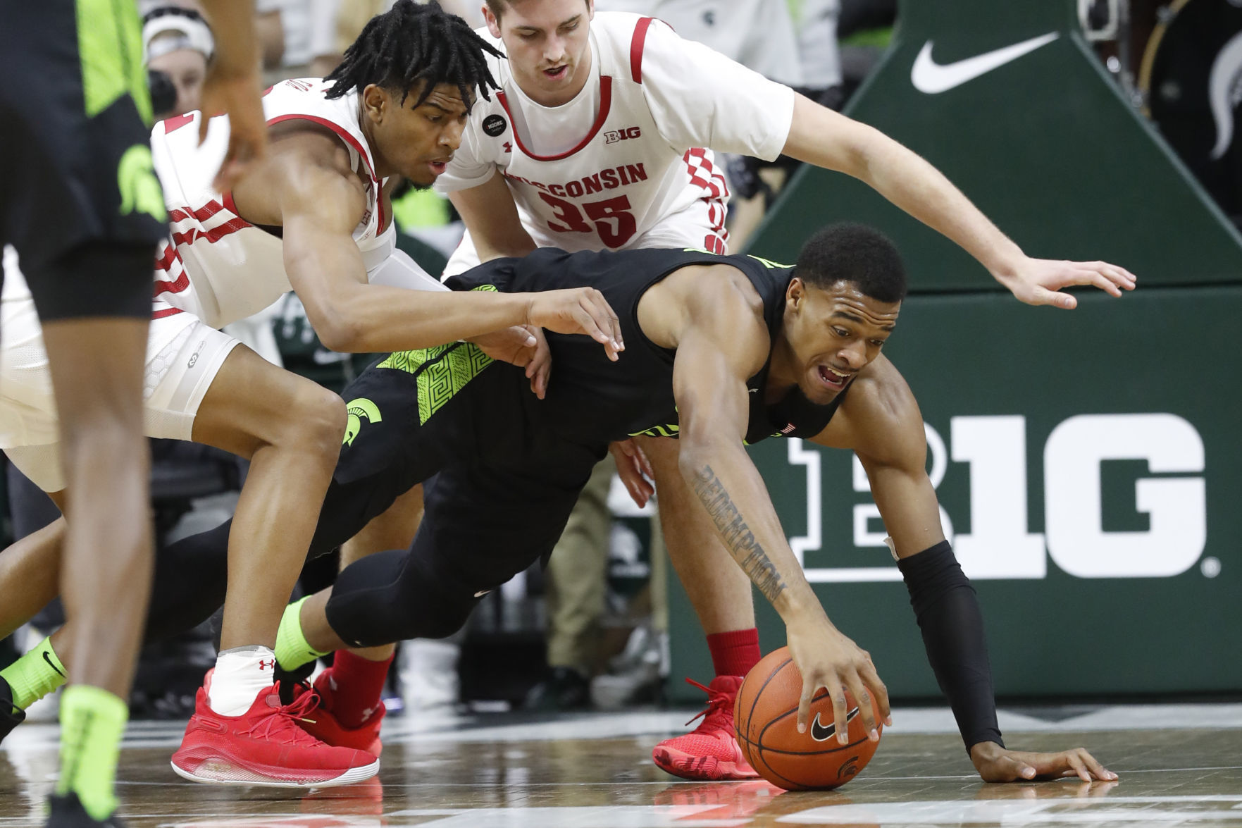 Spartans 67, Badgers 55